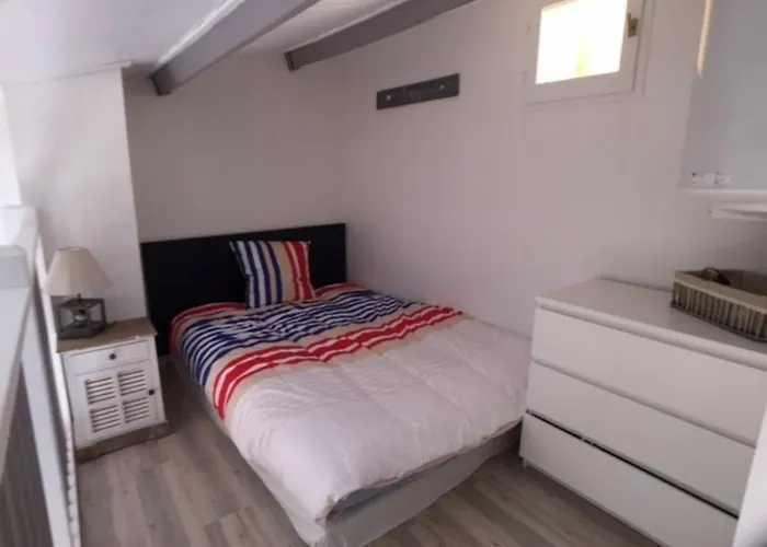 Апартаменты Climatise Pour 6 A Port Leucate, Proche Plage, Parking Prive, Equipe, Refait A Neuf - Fr-1-81-428 Лёкат